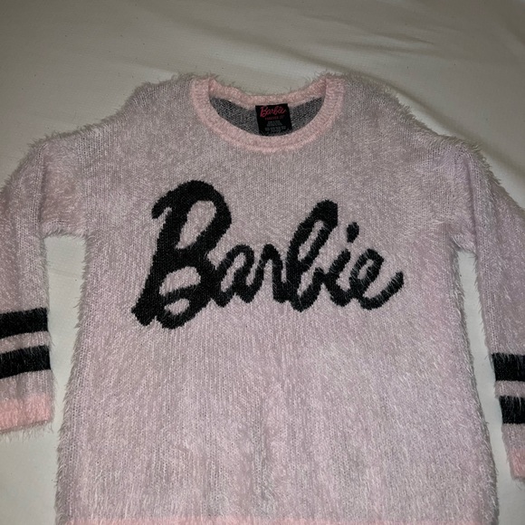 Barbie Graphic Baby Pink Eyelash Fur Crew Neck Sweater Forever 21 - Picture 8 of 11